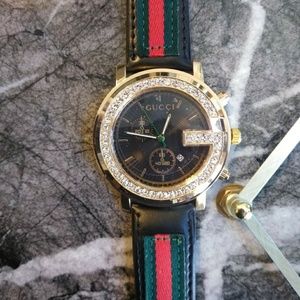Unisex Gold Big face Gucci Classic Black  Watch